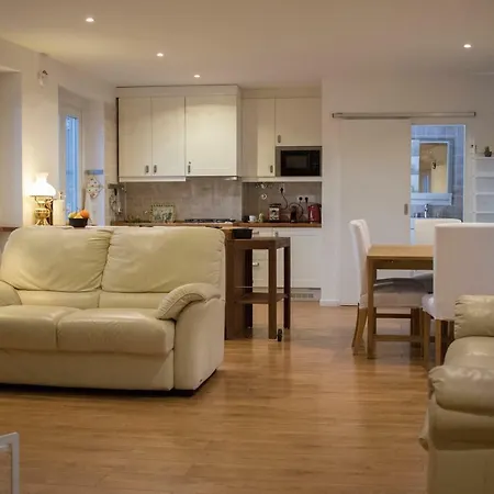 7ti7 Telhal Apartment